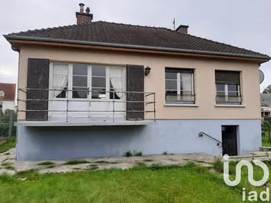 Traditional house at Abbeville (80100)