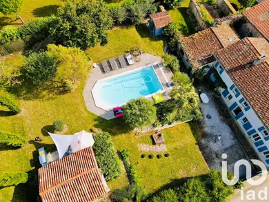 House at Annezay (17380)