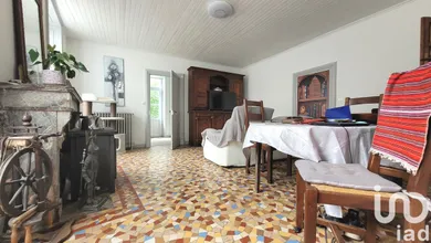 Maison à Saint-Jean-d'Angély (17400)