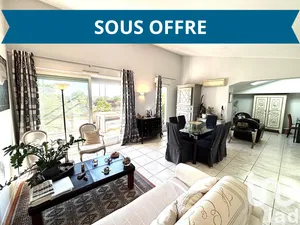 Apartment at Villeneuve-lès-Avignon (30400)