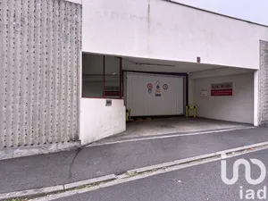 Parking in Les Mureaux (78130)