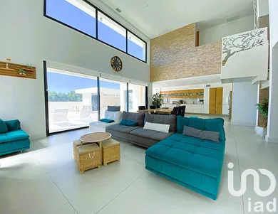 Architectural house at Peyrestortes (66600)