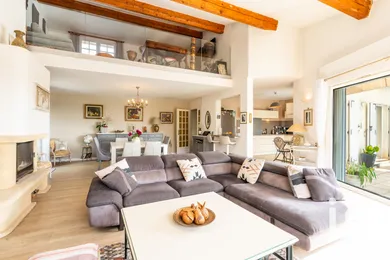 Maison traditionnelle à Cagnes-sur-Mer (06800)