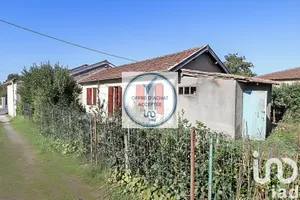 House at Bassens (33530)