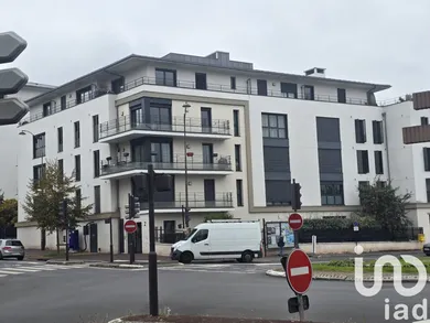 Apartment in Rueil-Malmaison (92500)
