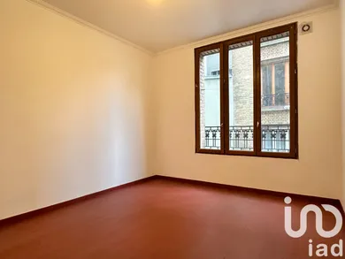 Studio à Paris (75019)