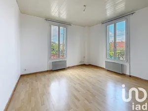Apartment in Ablon-sur-Seine (94480)