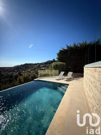 Maison d'architecte à Mandelieu-la-Napoule (06210)