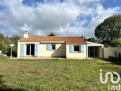 Maison traditionnelle à Notre-Dame-de-Monts (85690)