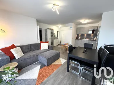 Appartement à Viry-Châtillon (91170)