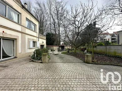 Maison traditionnelle à Orly (94310)