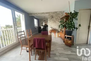 Apartment at Sainte-Geneviève-des-Bois (91700)