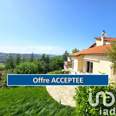 Maison d'architecte à Saint-Genest-Lerpt (42530)