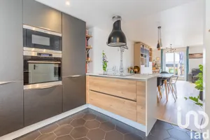 Triplex at Massy (91300)