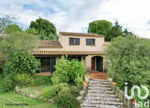 Maison à Saint-Maximin (30700)