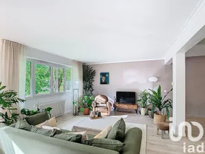 Apartment at etiolles (91450)