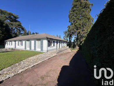 Traditional house in Bourganeuf (23400)