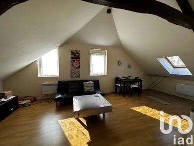 Immeuble à Sainte-Savine (10300)