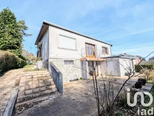 Traditional house at Sains-du-Nord (59177)