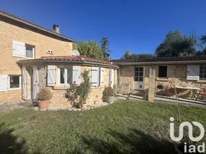 Maison de campagne à Val de Louyre et Caudeau (24510)