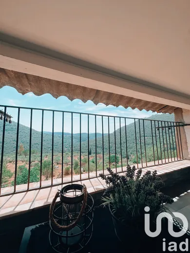 Immeuble à Bargemon (83830)