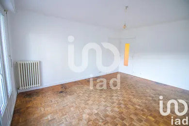 Apartment in Rennes (35700)