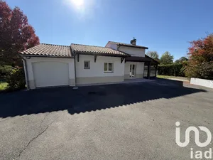 Maison traditionnelle à Montussan (33450)