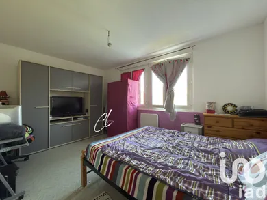 Detached house in Montacher-Villegardin (89150)