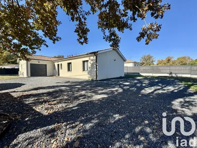 House in La Brède (33650)