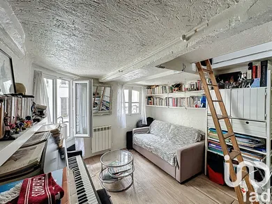 Studio in Paris (75002)