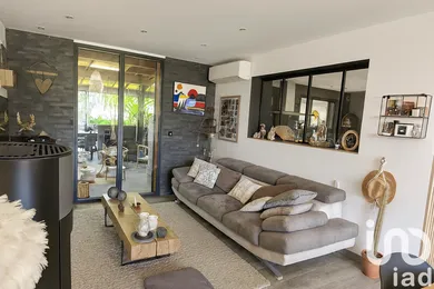 House at Clermont-Ferrand (63100)