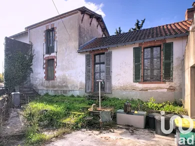 Maison de village à Saint-Fiacre-sur-Maine (44690)