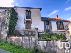 Village house at Saint-Fiacre-sur-Maine (44690)