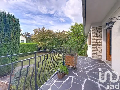 Maison traditionnelle à Saint-Rémy-lès-Chevreuse (78470)