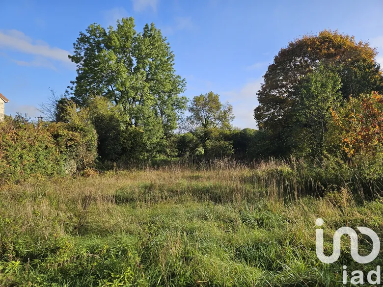 Terrain à Maisey-le-Duc (21400) · 12 000 €