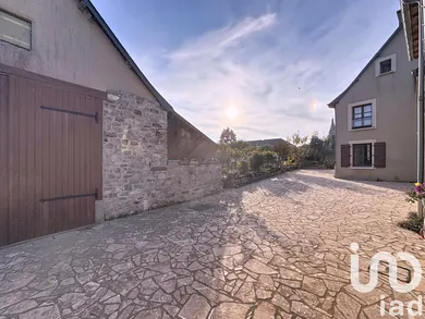 Maison traditionnelle à Melesse (35520)