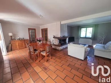 Maison traditionnelle à Villeneuve-d'Ascq (59650)