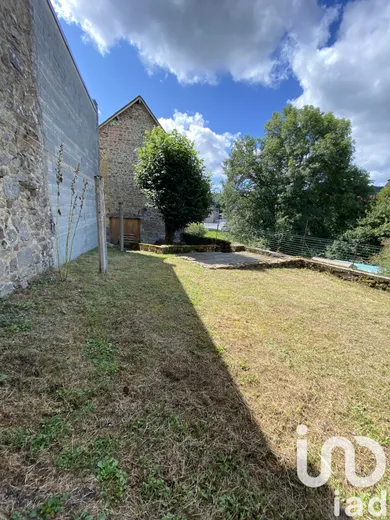 Maison à Saint-Quentin-la-Chabanne (23500)