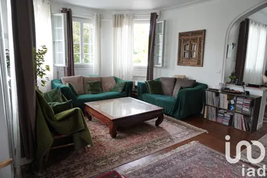 Maison à Le Plessis-Trévise (94420)