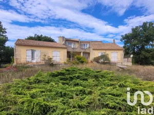 Traditional house at La Verdiere (83560)
