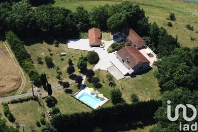 Maison de campagne à Monbalen (47340)