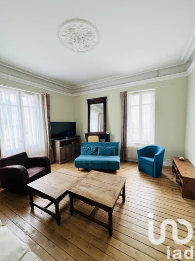 House at Royan (17200)