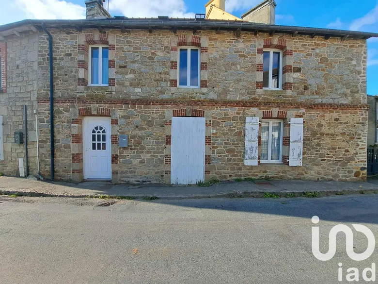 Maison 8 pièces 168 m² · à Broons · 168,5 m² · 255 000 €