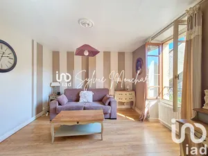 Appartement à Dampierre-en-Yvelines (78720)