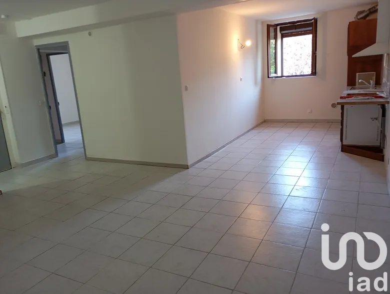 Maison 3 pièces 70 m² · à Apt · 70 m² · 140 000 €