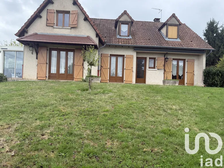 Maison 7 pièces 195 m² · à Bourbon-Lancy · 195 m² · 225 000 €