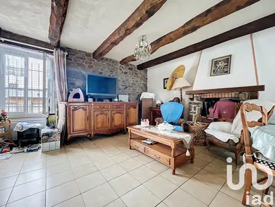 Maison de ville à La Ville-ès-Nonais (35430)