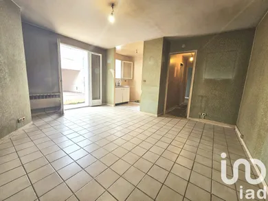 Apartment in Houilles (78800)