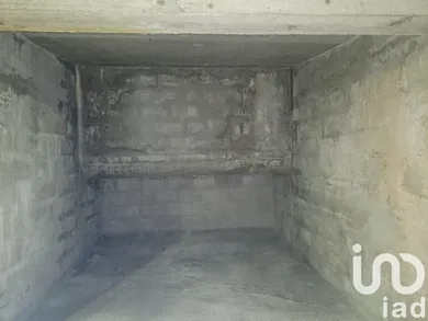 Parking à Paris (75014)