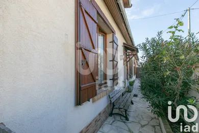 House at Les Lilas (93260)